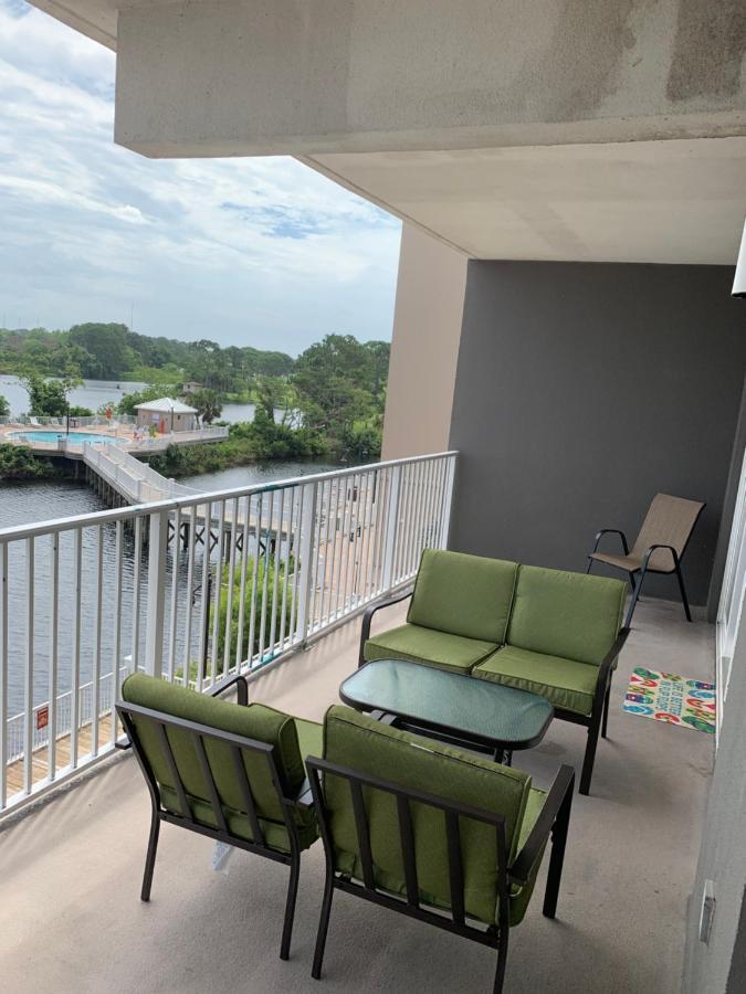 Apartment Laketown 5 Pools Steps To Family Friendly Panama City Beach
