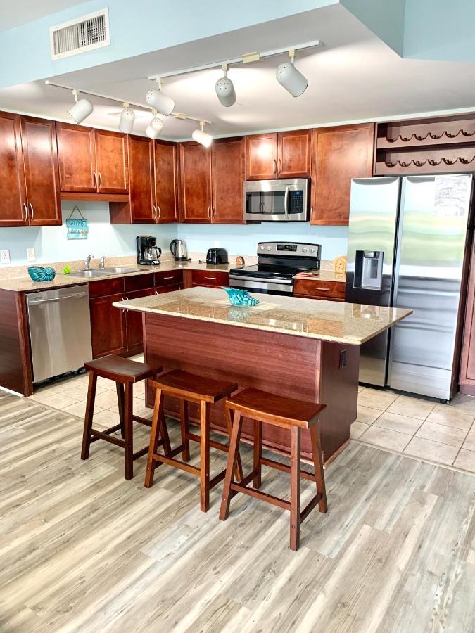 Apartment Laketown 5 Pools Steps To Family Friendly Panama City Beach